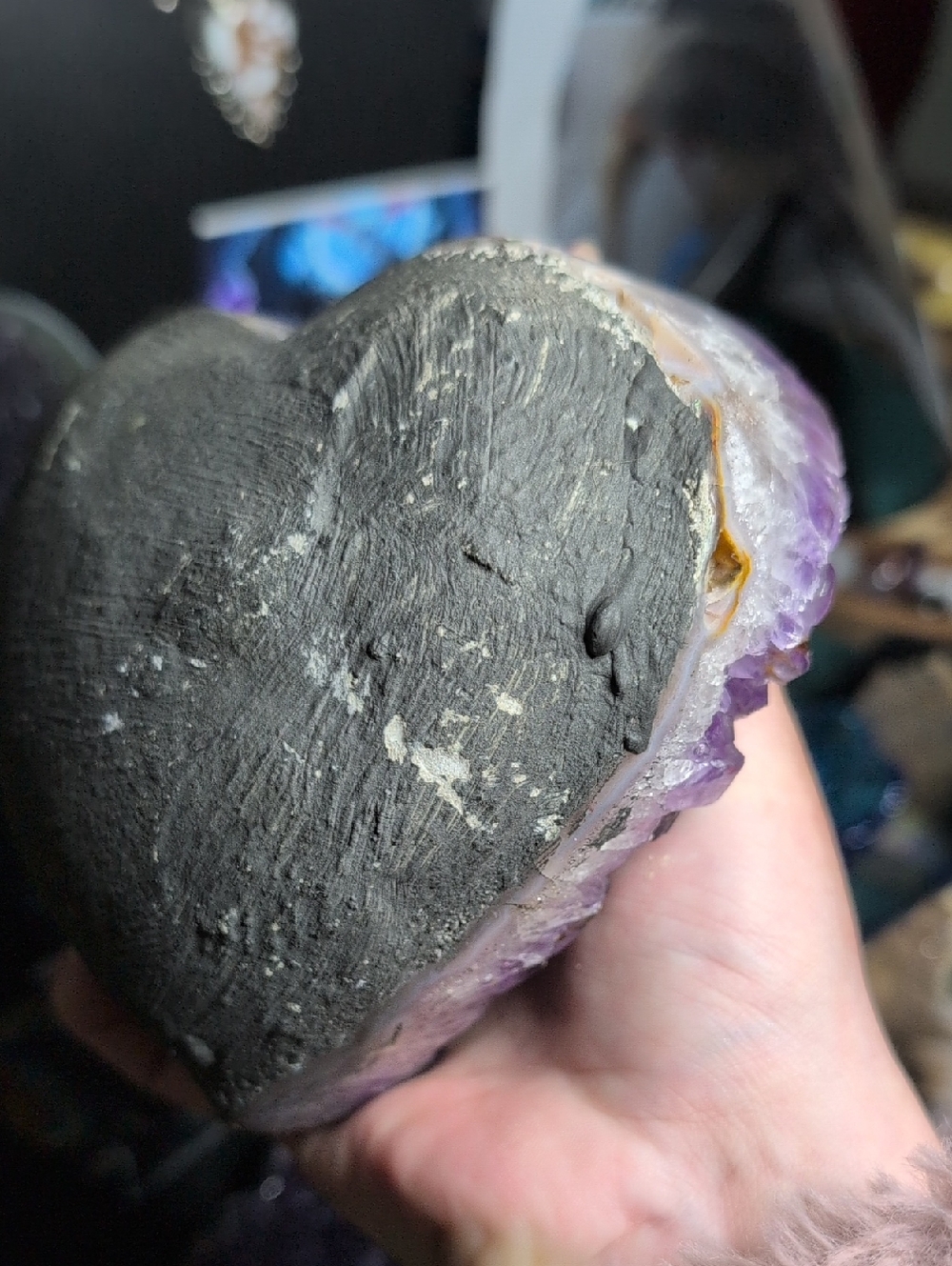 Blue Center Amethyst Heart With Gothite - Picture 3 of 4